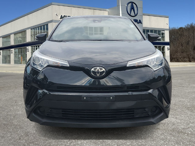 Used 2019 Toyota C-HR LE FWD image 2