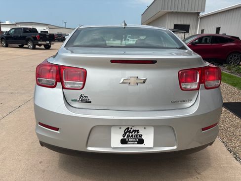 Used 2015 Chevrolet Malibu LT w/ Power Convenience Package FWD image 9