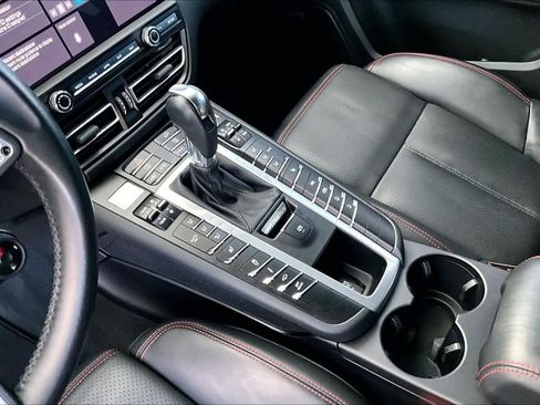 Used 2021 Porsche Macan GTS image 16