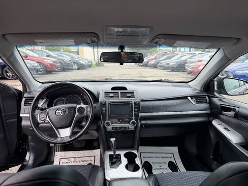 Used 2013 Toyota Camry SE FWD image 9