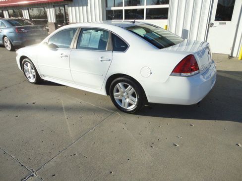 Used 2014 Chevrolet Impala LT image 10