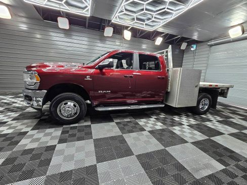 Used 2022 RAM 3500 Big Horn w/ Level C Equiment Group AWD/4WD image 9