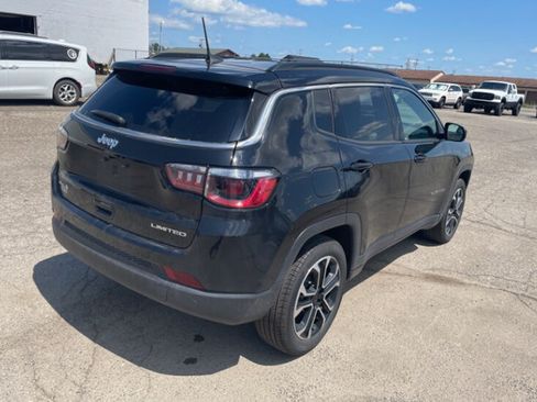 Used 2024 Jeep Compass Limited AWD/4WD image 11