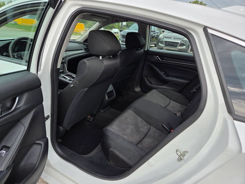 Used 2018 Honda Accord LX image 18