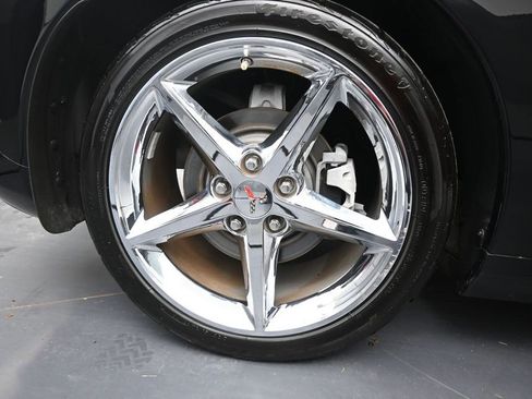 Used 2011 Chevrolet Corvette Convertible w/ Preferred Equipment Group RWD image 31
