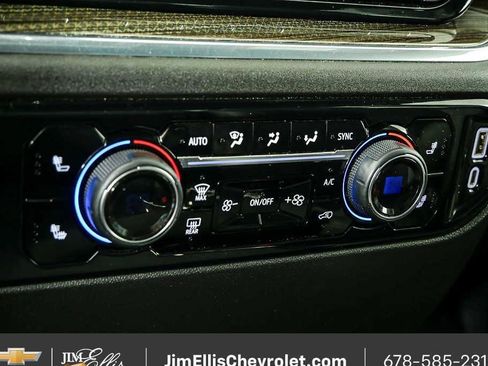 Certified 2024 Chevrolet Silverado 2500 LT AWD/4WD image 15