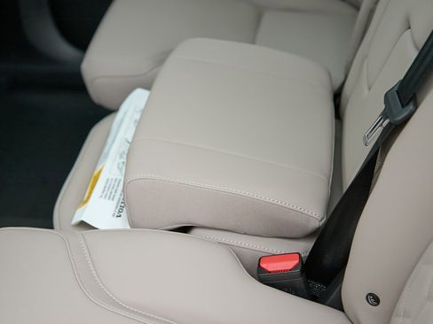 New 2026 Volvo XC90 B6 Plus w/ Protection Package Premier image 22