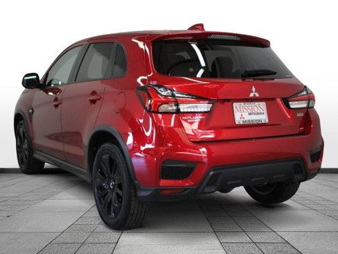 Used 2023 Mitsubishi Outlander Sport LE image 5
