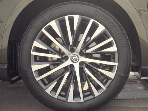Used 2023 Lexus RX 350 Premium Plus w/ Cold Area Package FWD image 11