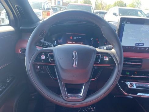 New 2025 Lincoln Corsair Reserve w/ Rear Removable Package Tray AWD/4WD image 15