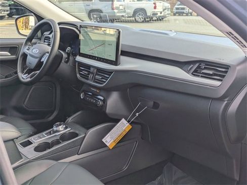 New 2025 Ford Escape SE w/ PHEV Premium Package image 42