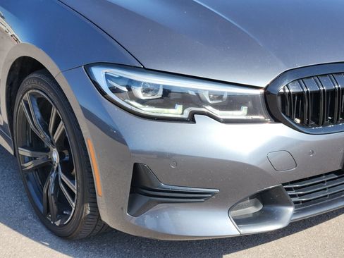 Used 2021 BMW 330i xDrive Sedan AWD/4WD image 10