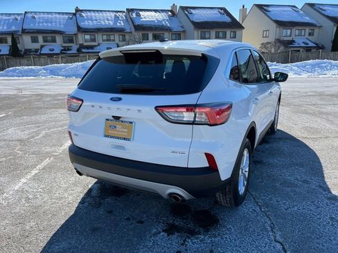 Certified 2022 Ford Escape SE w/ Convenience Package image 10