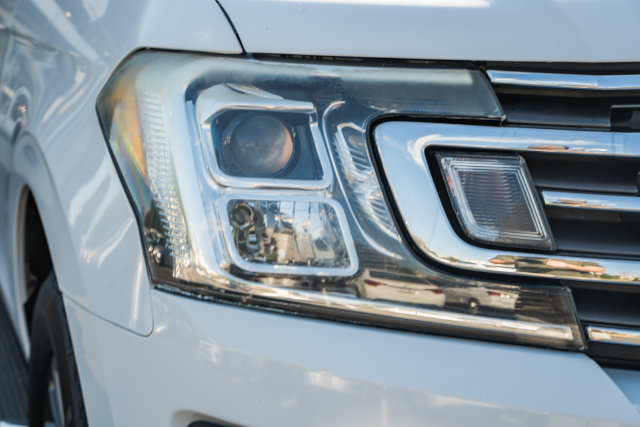 Used 2020 Ford Expedition Max XLT w/ Equipment Group 202A RWD image 10