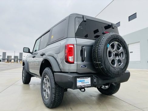 New 2025 Ford Bronco Big Bend image 3