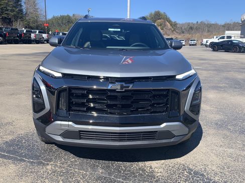 New 2026 Chevrolet Equinox ACTIV w/ Convenience Package III AWD/4WD image 5
