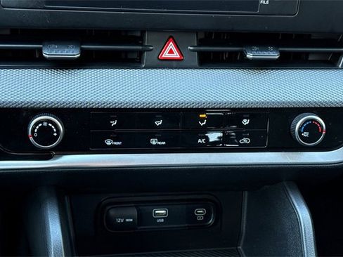 Certified 2023 Kia Sportage LX image 27