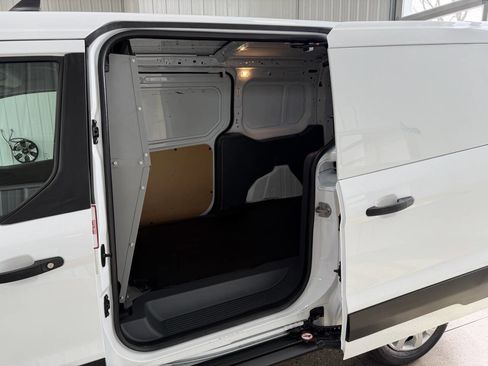 Used 2019 Ford Transit Connect XL image 22