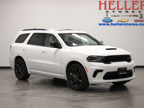 Used 2023 Dodge Durango GT RWD image 1