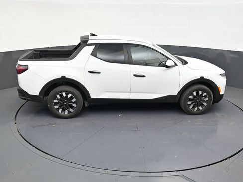 Used 2026 Hyundai Santa Cruz SE FWD image 17