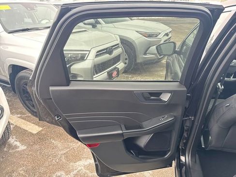 Used 2023 Ford Escape Active image 37