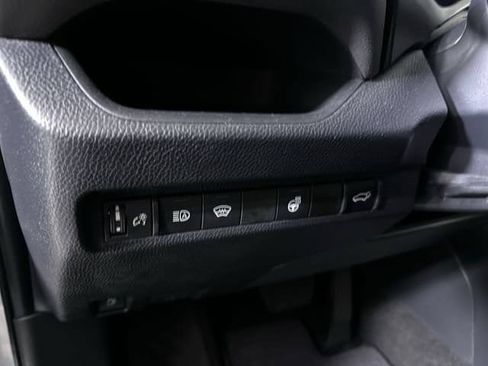 Used 2023 Toyota RAV4 XLE Premium AWD/4WD image 18