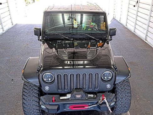 Used 2016 Jeep Wrangler Unlimited Rubicon AWD/4WD image 2