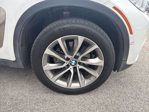 Used 2019 BMW X6 xDrive35i AWD/4WD image 3