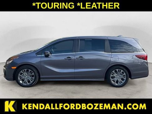 Used 2026 Honda Odyssey Touring image 2