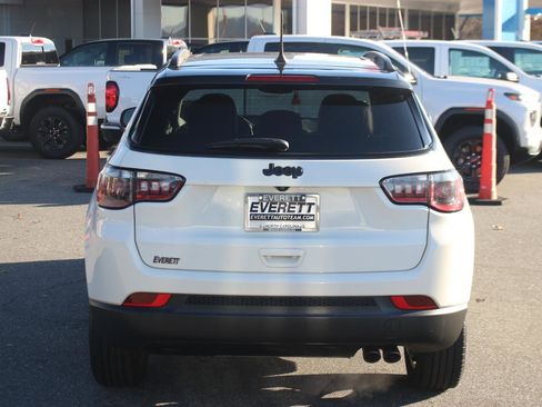 Used 2021 Jeep Compass Latitude w/ Sun and Sound Group image 6