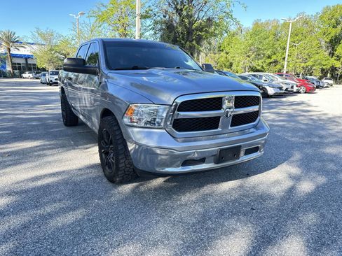 Used 2022 RAM 1500 Classic SLT w/ Trailer & Traction Group RWD image 8