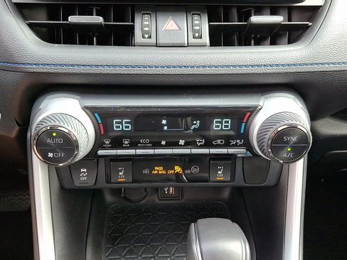 Used 2024 Toyota RAV4 XSE image 16