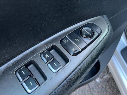 Used 2020 Kia Optima LX image 11