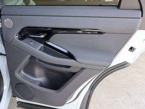 New 2026 Land Rover Range Rover Evoque Dynamic SE image 29