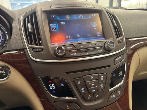 Used 2015 Buick Regal Premium w/ Experience Buick Package image 17