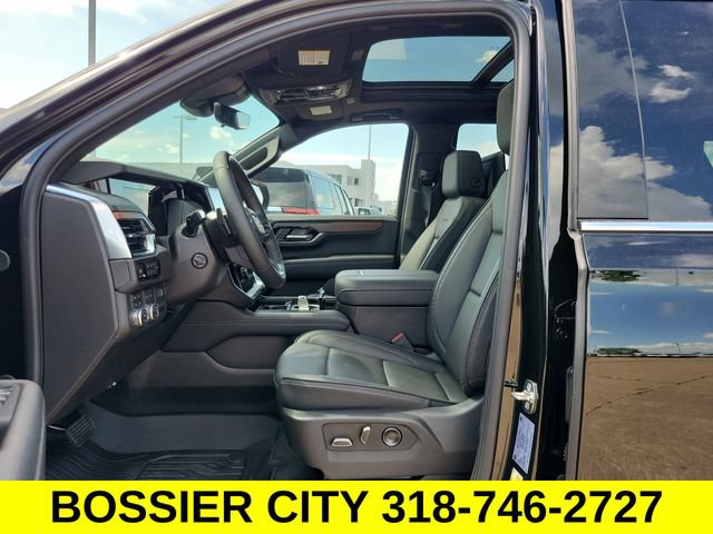 New 2026 GMC Yukon Denali w/ Denali Reserve Package AWD/4WD image 11