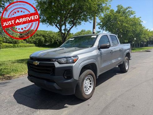 Used 2023 Chevrolet Colorado W/T RWD image 1