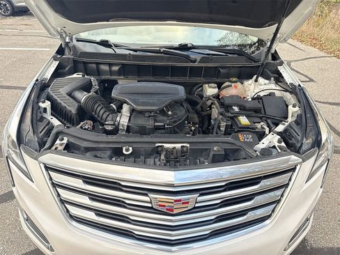 Certified 2019 Cadillac XT5 Luxury image 29