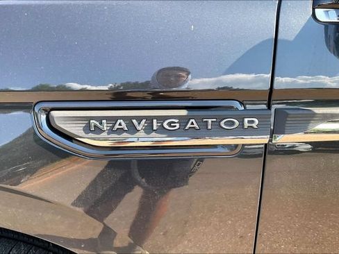Used 2022 Lincoln Navigator L Reserve AWD/4WD image 24