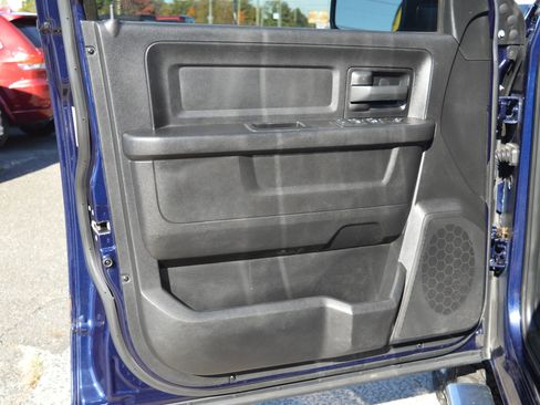Used 2014 RAM 1500 Express image 26