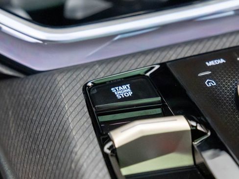 Used 2025 BMW X3 xDrive30i w/ Premium Package image 19