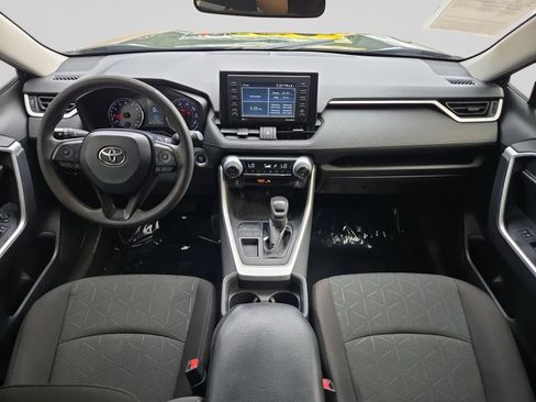 Used 2020 Toyota RAV4 XLE FWD image 19