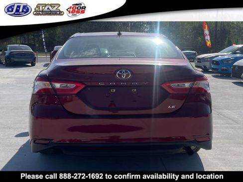 Used 2020 Toyota Camry LE image 6