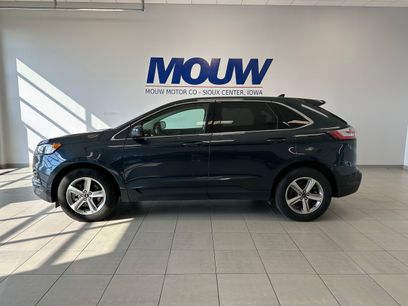 Used 2024 Ford Edge SEL w/ Convenience Package