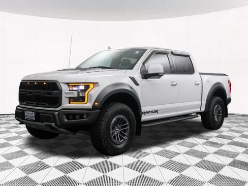 Used 2019 Ford F150 Raptor w/ Equipment Group 802A Luxury AWD/4WD image 39