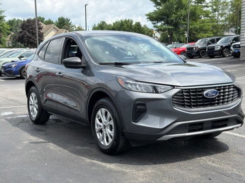 Used 2025 Ford Escape Active AWD/4WD image 12