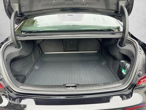 Certified 2024 Volvo S60 T8 Plus image 6