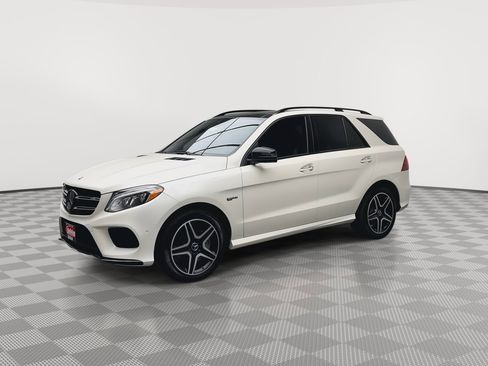 Used 2017 Mercedes-Benz GLE 43 AMG 4MATIC image 35