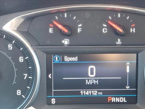 Used 2019 Chevrolet Equinox LT w/ Driver Convenience Package image 12