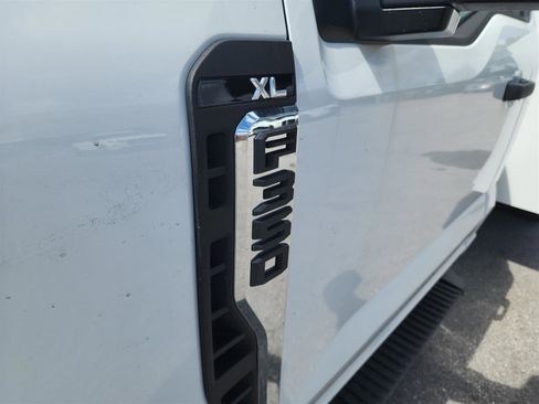 New 2025 Ford F350 XL w/ XL Chrome Package image 10